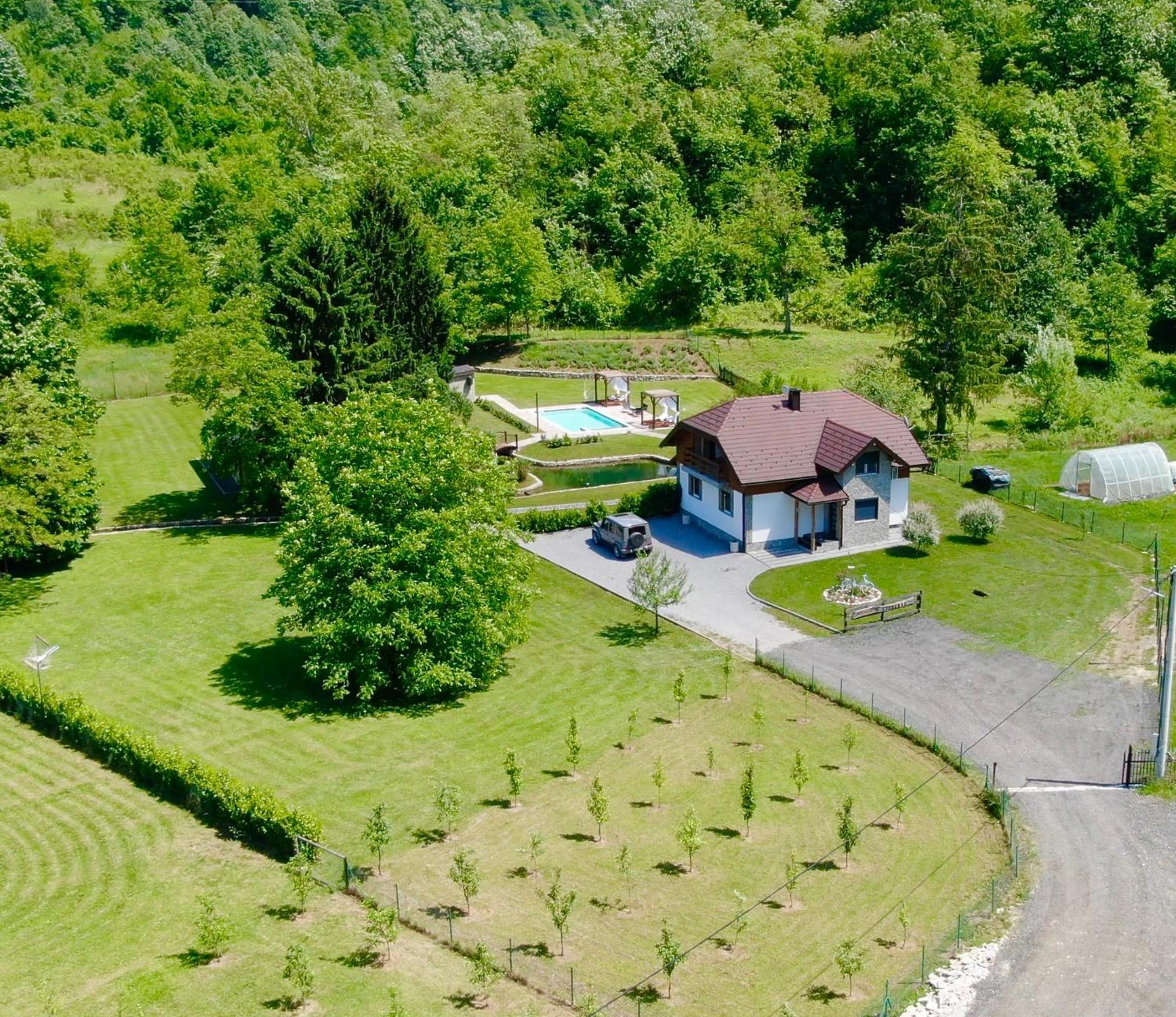 Villa Vacation House Studenac Bihać Exterior foto